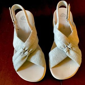 CLOUDSTEPPERS - Clark’s Jersey Sport Sandals - Arla Belle size 7